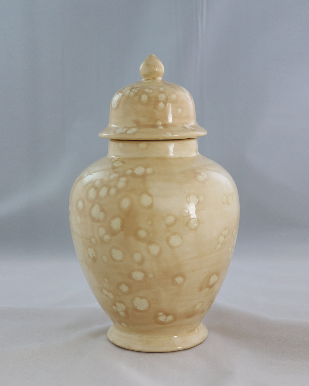 Hancrafted Ceramic Urn - Savannah - Large